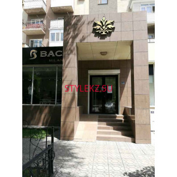 Магазин одежды Bacci milano - на портале stylekz.su